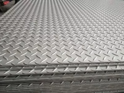 Plat Berkotak Keluli Tahan Karat